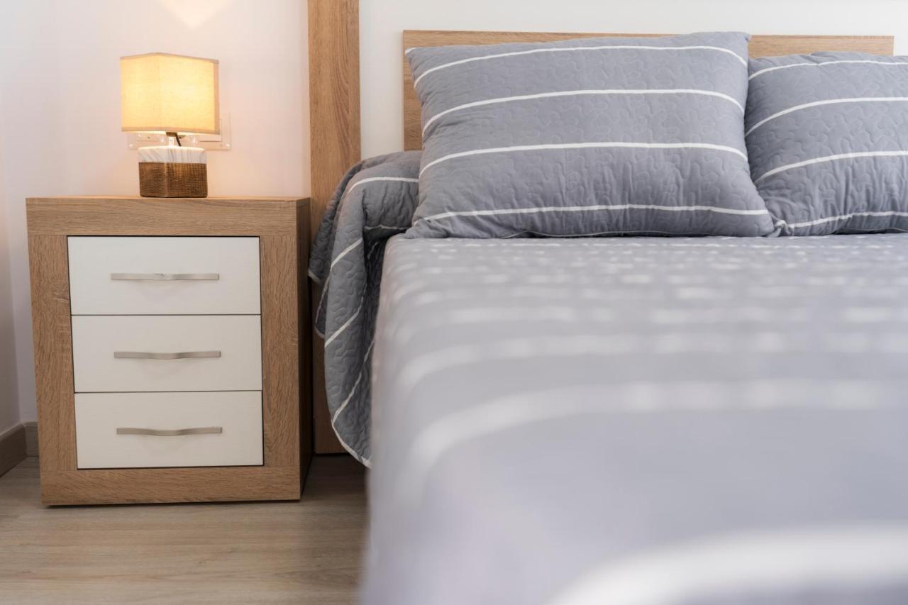 Apartamento Benalmadena Puerto Marina Apartment Luaran gambar
