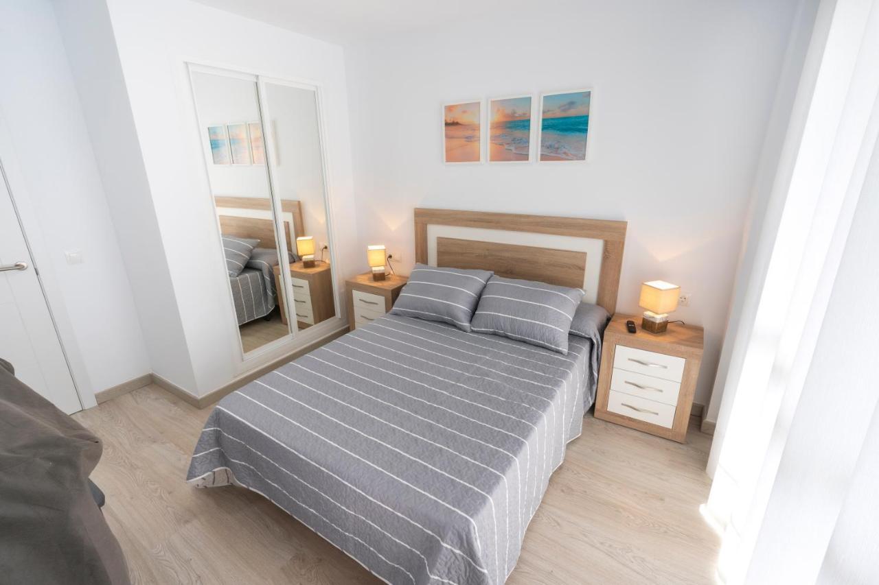Apartamento Benalmadena Puerto Marina Apartment Luaran gambar