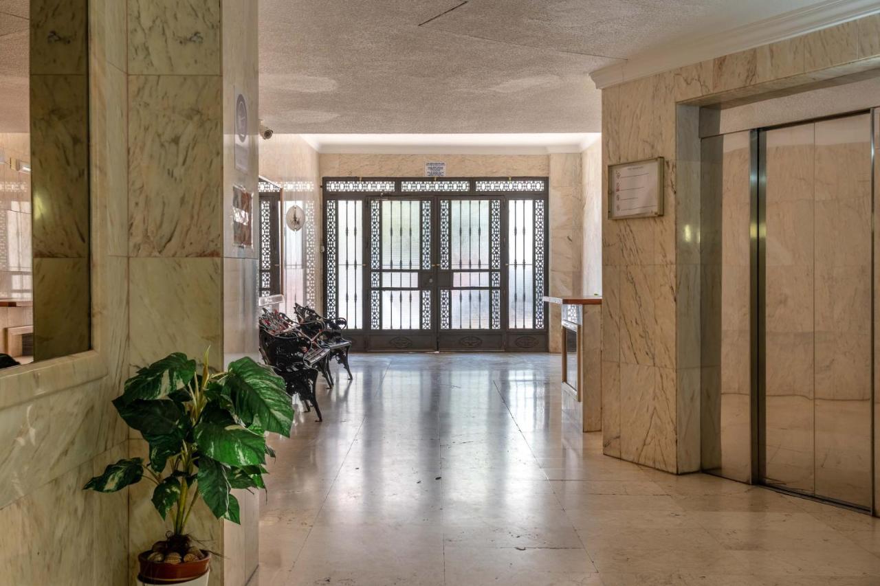 Apartamento Benalmadena Puerto Marina Apartment Luaran gambar