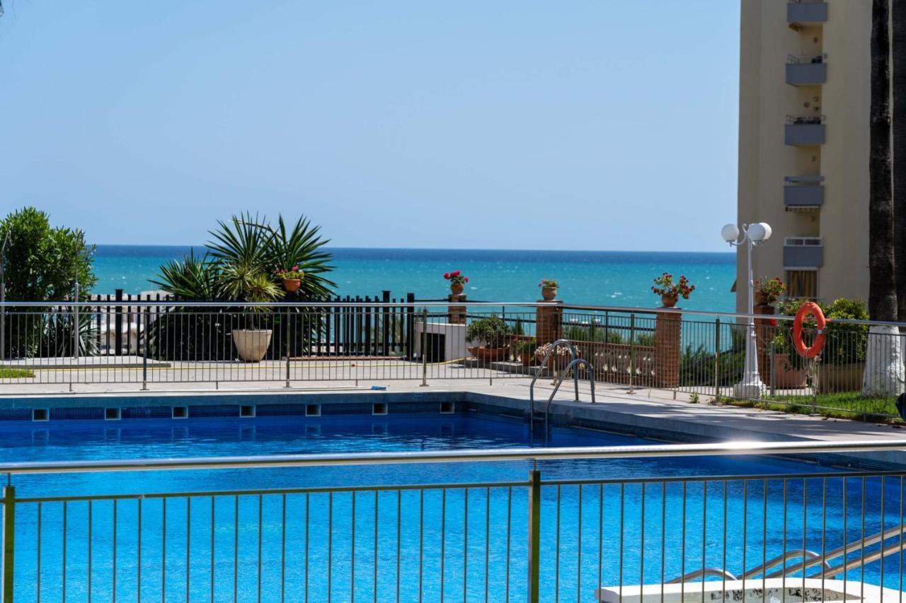 Apartamento Benalmadena Puerto Marina Apartment Luaran gambar