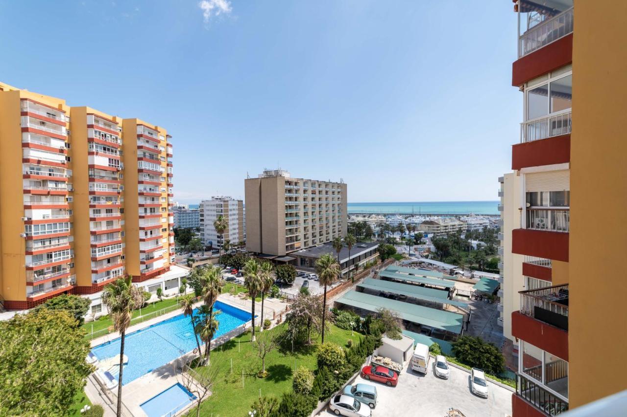Apartamento Benalmadena Puerto Marina Apartment Luaran gambar