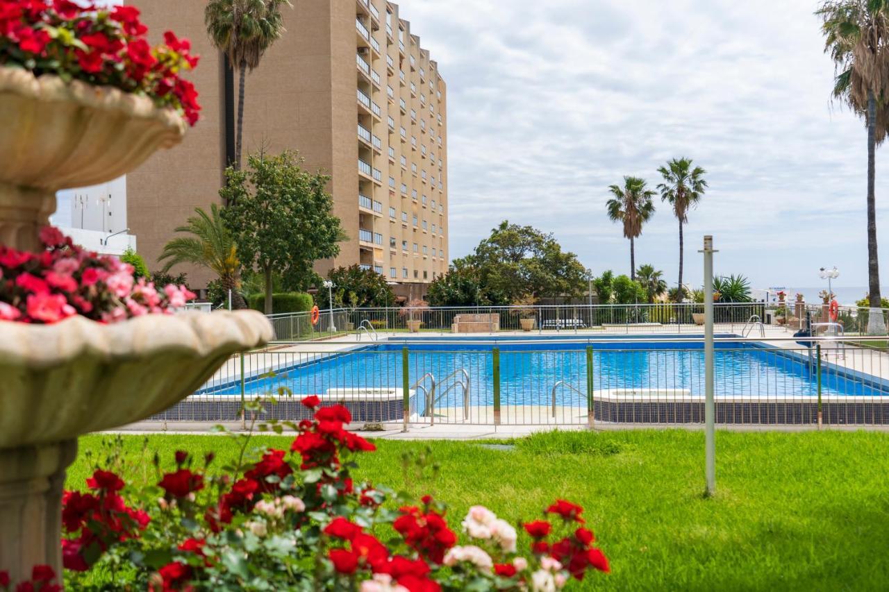 Apartamento Benalmadena Puerto Marina Apartment Luaran gambar