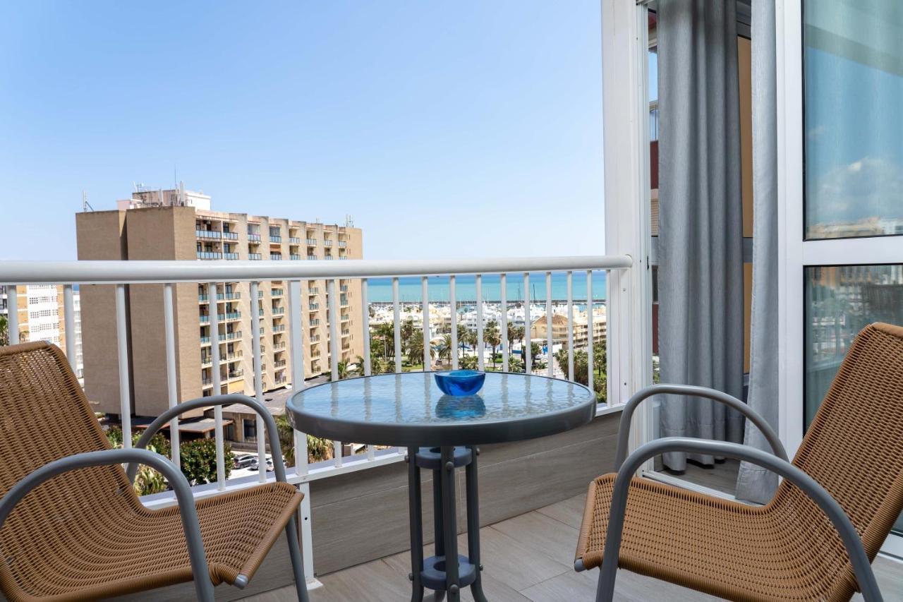Apartamento Benalmadena Puerto Marina Apartment Luaran gambar
